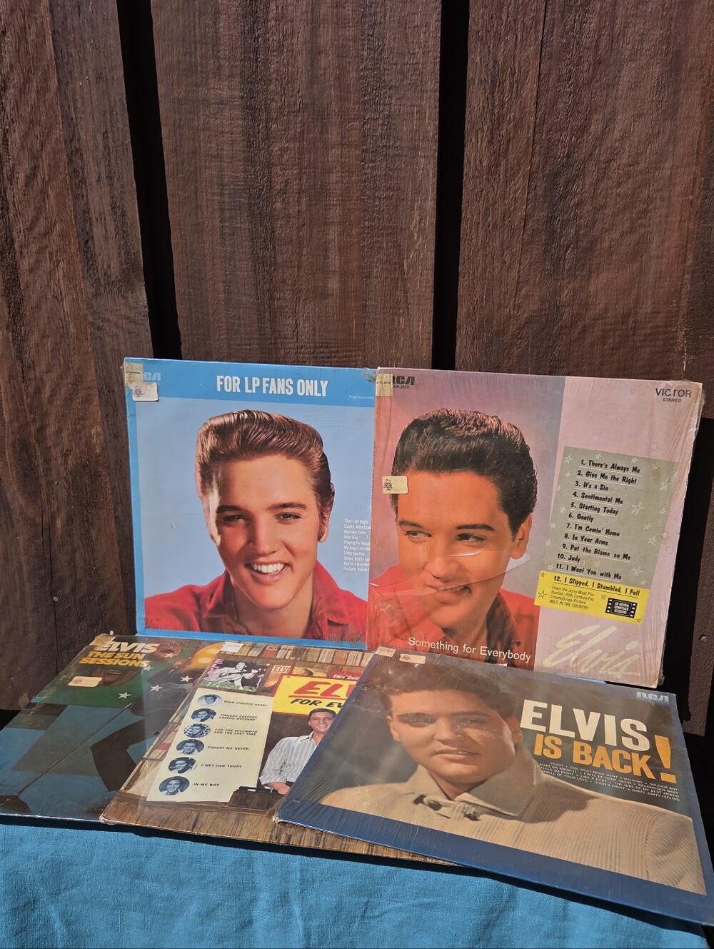 5 Vintage ELVIS PRESLEY sealed Record Albums 1960s 70s
